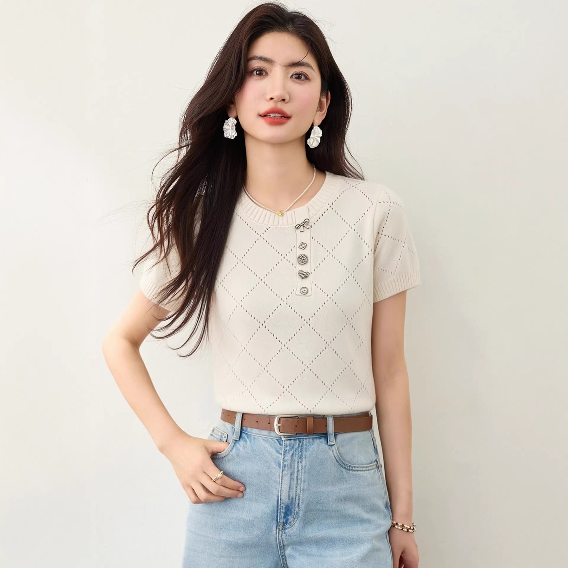 Knit Top with 3D Bow Knot and Hollow-out Quilted Design, Short Sleeve Women's Summer Casual Blouse