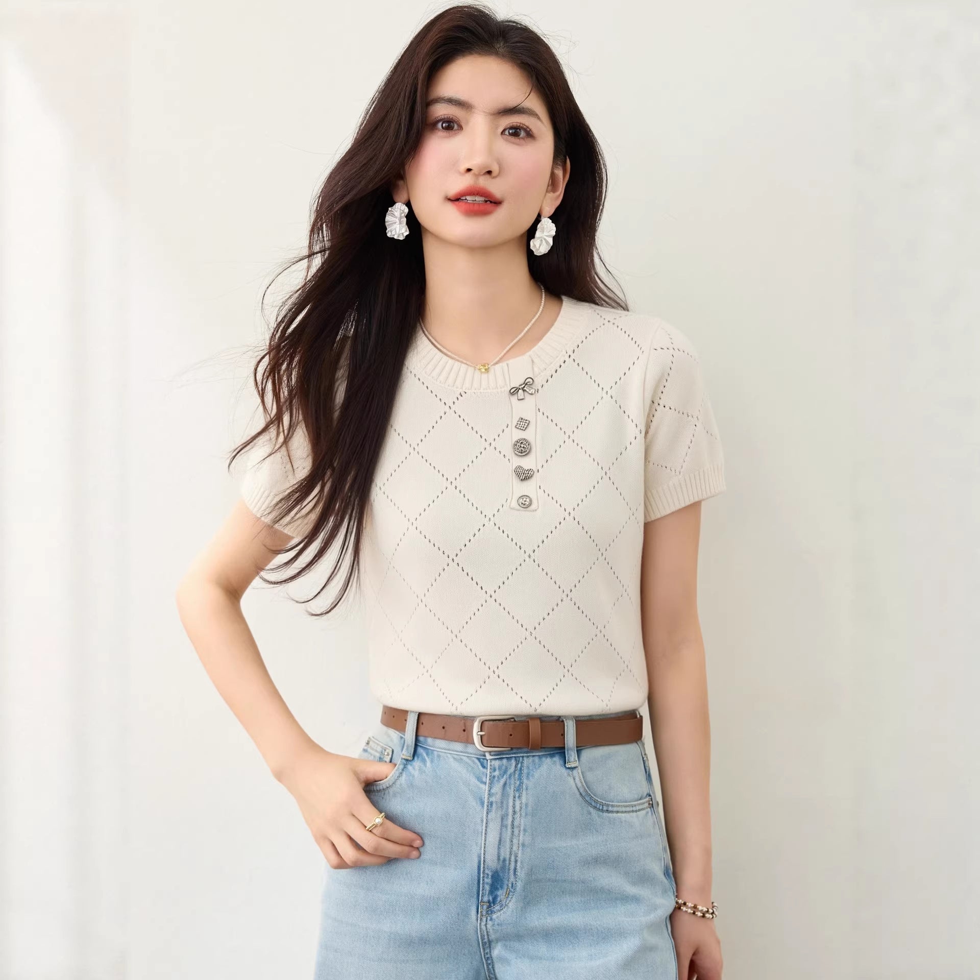 Knit Top with 3D Bow Knot and Hollow-out Quilted Design, Short Sleeve Women's Summer Casual Blouse